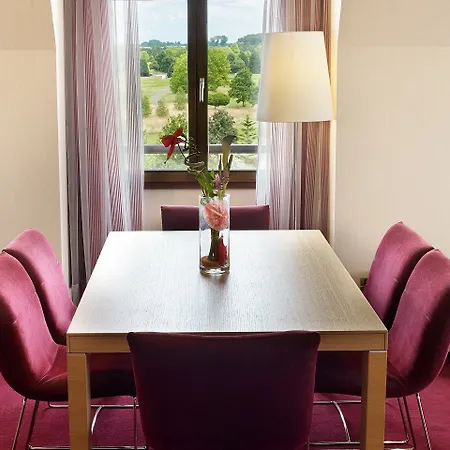 Radisson Blu Paris, Marne-la-vallee Hotel 4*