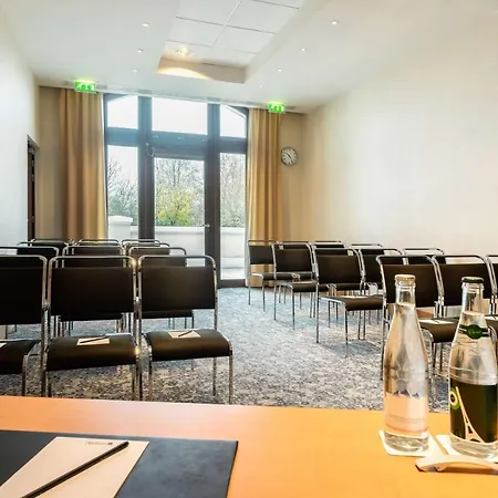 Radisson Blu Paris, Marne-la-vallée Hotel 4*